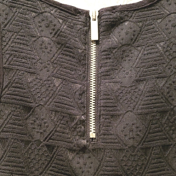 MOSSIMO RAYON/COTTON/POLY. REAR ZIP TANK SZ XS - Picture 7 of 8
